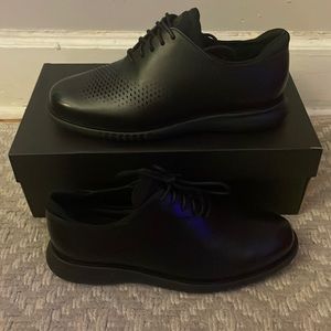 Cole Haan men’s black shoes sz 11.5